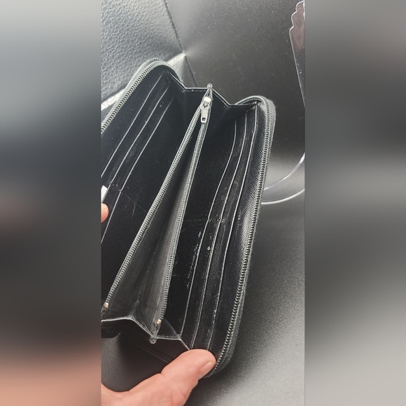 Prada wallet - Picture 7 of 15